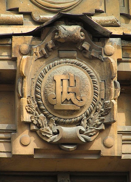 Прогулка по Миллионной. Бесплатная экскурсия