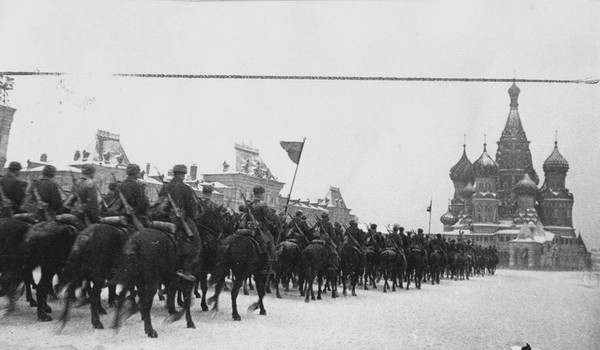 Тематическая встреча «Кто принимал участие в параде 1941 года в Москве.»