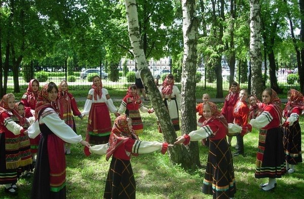 Программа «Играем и поем – старинушку узнаем»