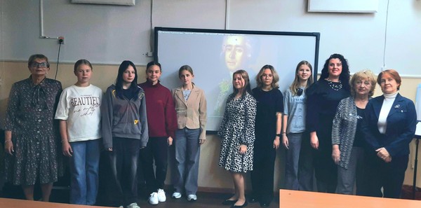 ОРФЕЙ РЕКИ НЕВЫ