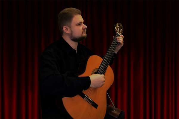 Дмитрий Шаповалов