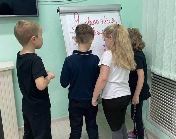 «Спасибо Вам, учителя!» акция в честь праздника дня учителя