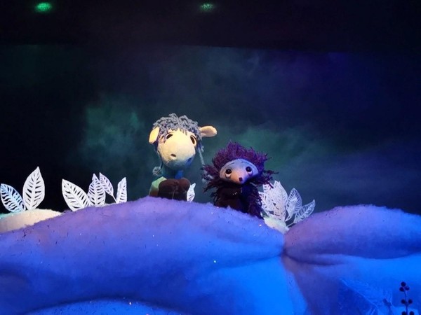 Показ спектакля «Ежик и Медвежонок»