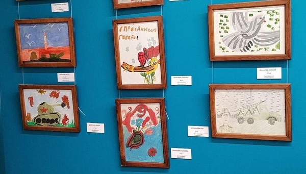 Выставка «Рисуем Победу»