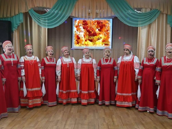 Театрализованный праздник «У рябины именины»