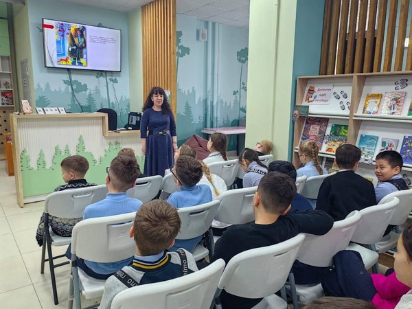Литературный час «Стихи под березкой»