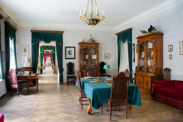 Мемориальный музей-квартира Некрасова