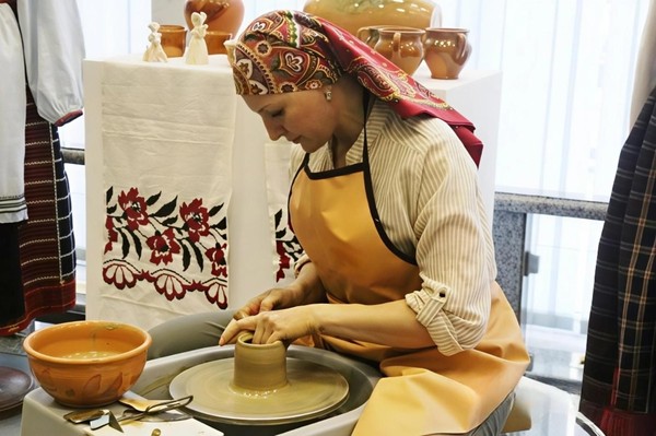 Арт-час «Красота вокруг нас: глиняная посуда»