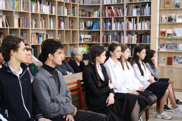 Программа «Диалог с писателем: новые горизонты»