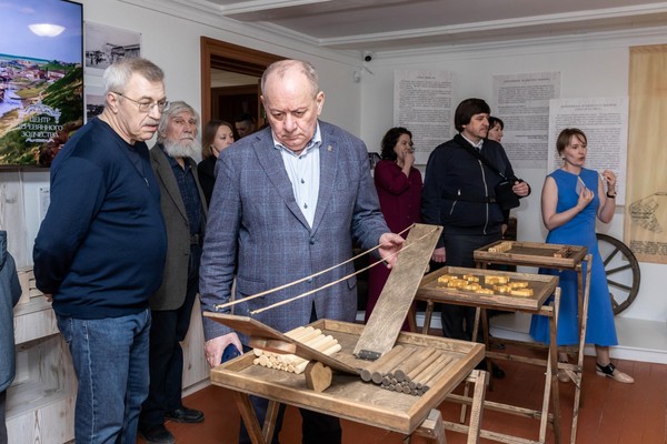 Экскурсия «Тюмень деревянная: история и современность»