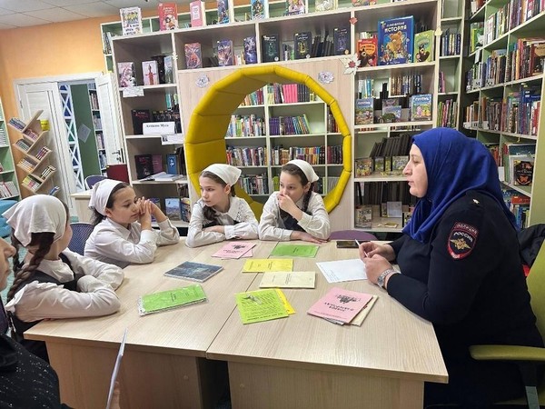Час правовых знаний «Знай закон смолоду»