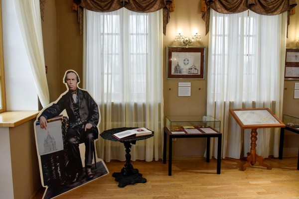 Выставка «Семейные истории. Династия Шориных»