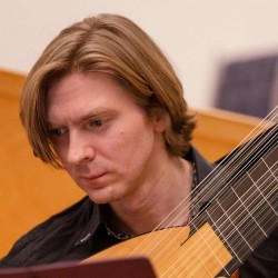 Гитара и хаммерклавир