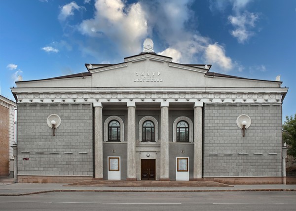Спектакль «Пушкинский бал. 150 лет в сердце города»