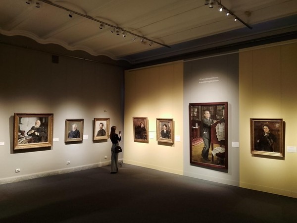 Временные экспозиции Врубелевского корпуса