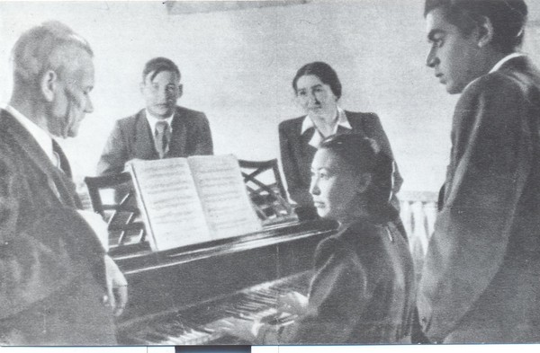 Выставка «Фея музыки»