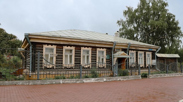 Экскурсия по Мемориально-литературному музею А. П. Бондина