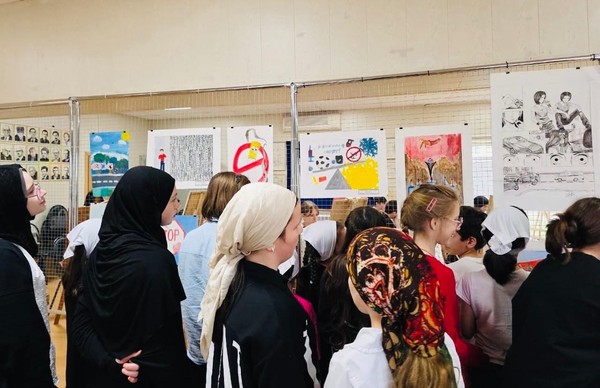 Информационная выставка «Пешеход участник дорожного движения»