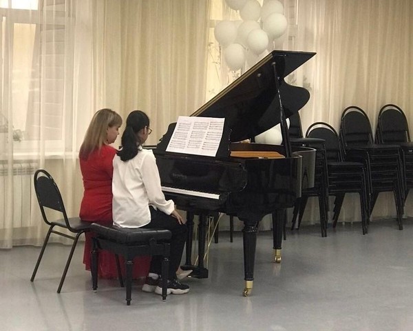 «Я ещё и пианист»