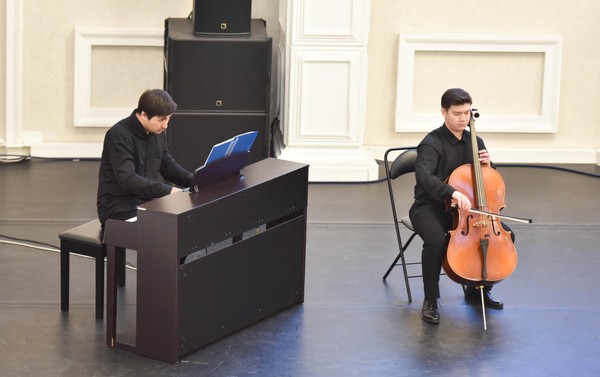 Концерт «Тепло осенних струн»