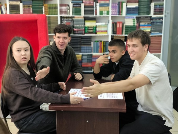 Футуристический квест «Загадки будетлянина» к 140-летию со дня рождения В. Хлебникова