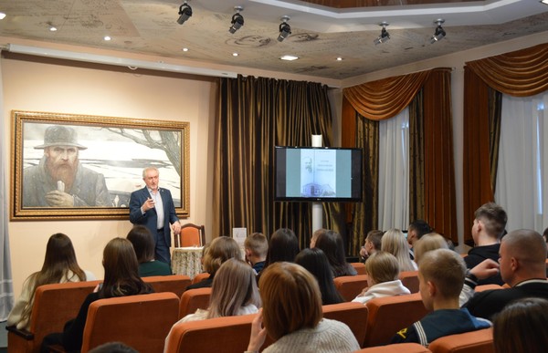 Открытие выставки «Федор Достоевский и Чокан Валиханов: дружба двух гениев»