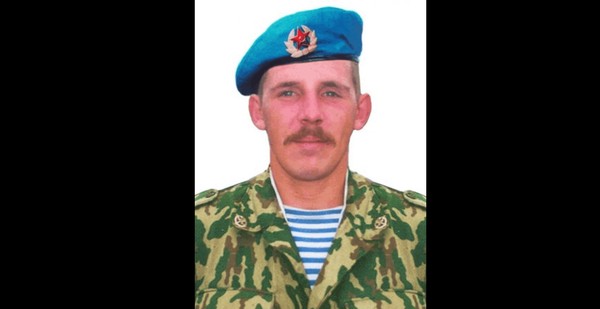 Тематическая беседа «Герой России А. В. Комягин»