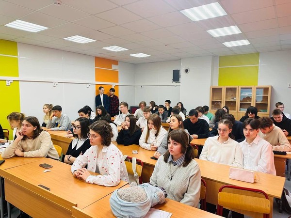 Программа «Семейные ценности. Как слышать друг друга?»