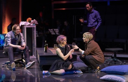 Нелли Уварова