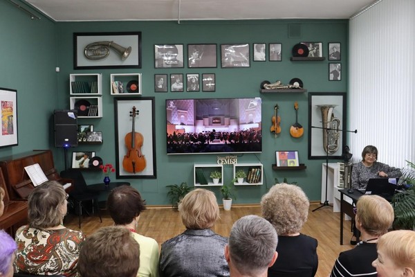 Арт-досье «Легенда сцены и экрана»