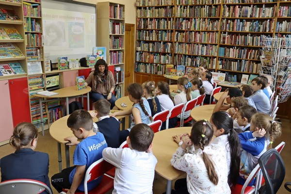 Встреча с писателем Светланой Михеевой «Сказки для семейного чтения»