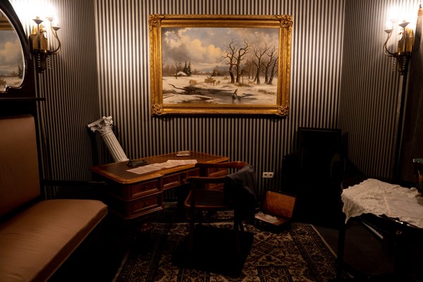 Обзорная экскурсия по выставке «1925. Декабрь»