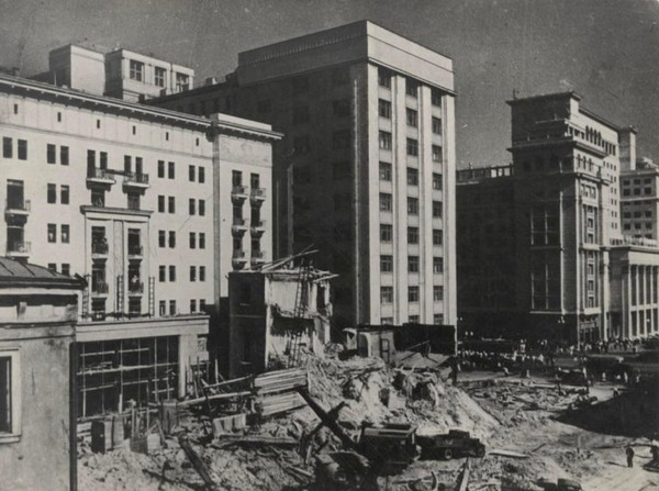 Лекция «Архитектура и градостроительство Москвы 1930-х годов. От замыслов к реализации»