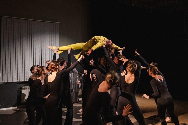 Спектакль «Желтый звук»