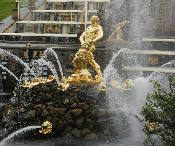 Лекция «Скульптура Самсона в исполнении М. Козловского»