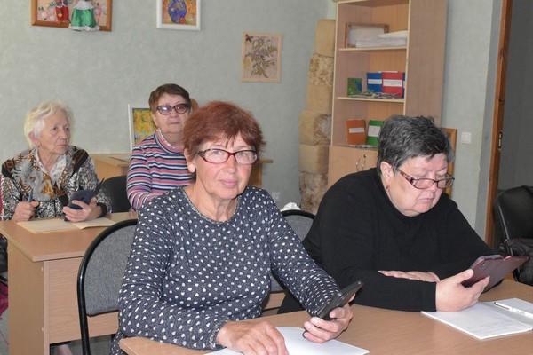 Мастер-класс по мобильному ликбезу: «Смартфон это легко»