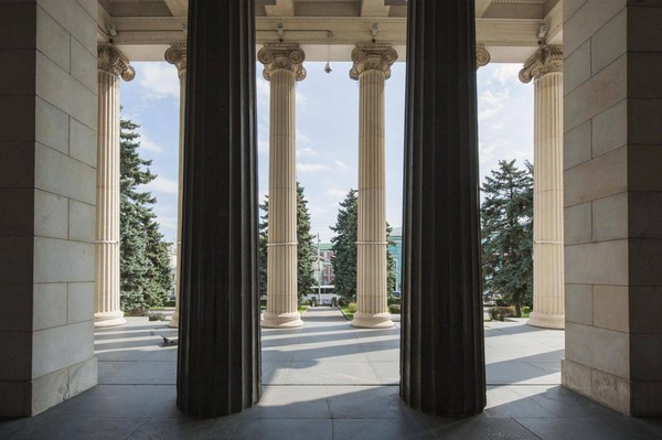 Экскурсия «Архитектурные фантазии Клейна»