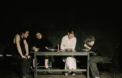 Я в костюме человека