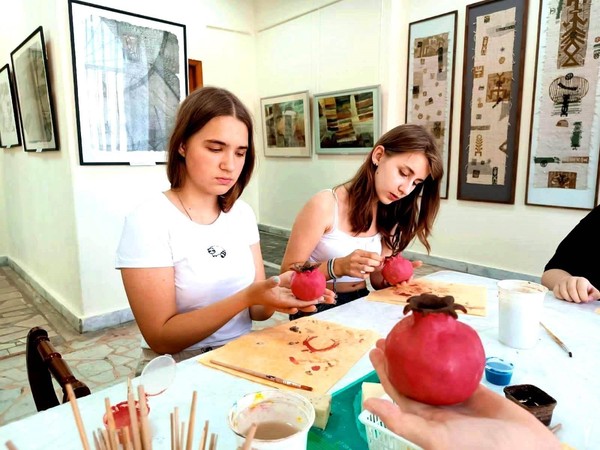 Мастер-класс «Керамическая вазочка «Гранат»