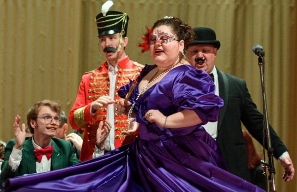 Бал в честь Мистера Икс