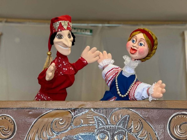 Спектакль «Петрушка и его невеста»