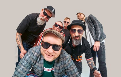 Группа «The Iron Bees». 16 лет на сцене!