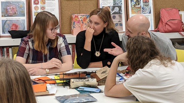 Встреча «В любой непонятной ситуации рисуй»