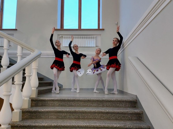 Мастер-класс «Подготовка к выпускному экзамену, классический танец»