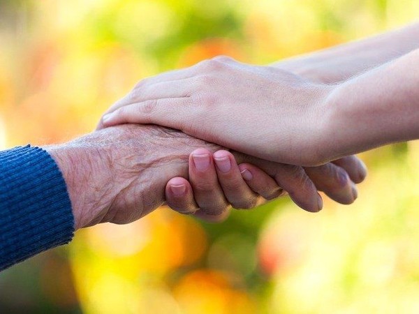 «Друг другу с добротой»