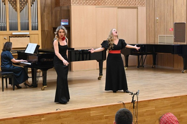 Оперетта «Золотая долина»