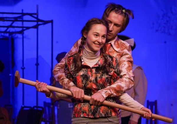 Спектакль «Валентин и Валентина»