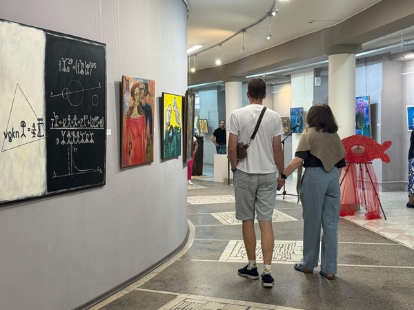 Выставка «Ноябрьская выставочная волна»