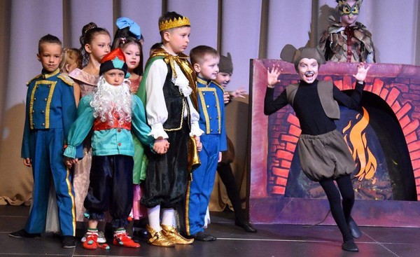 Областной фестиваль детских творческих коллективов «Страна чудес»