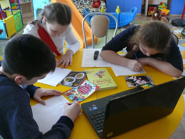 Командная игра-викторина по финансовой грамотности «Финансовые истории»